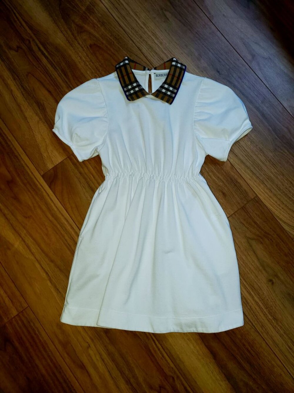 NWOT Burberry White Alesea Dress Size 6y 116cm